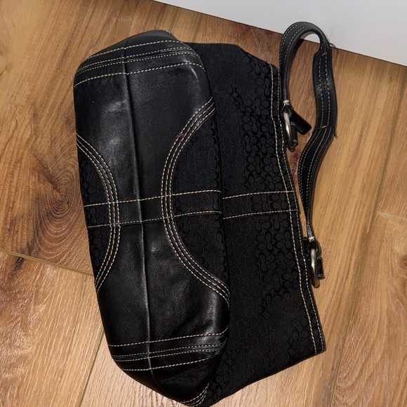 Coach Purse - Picture 6 of 6